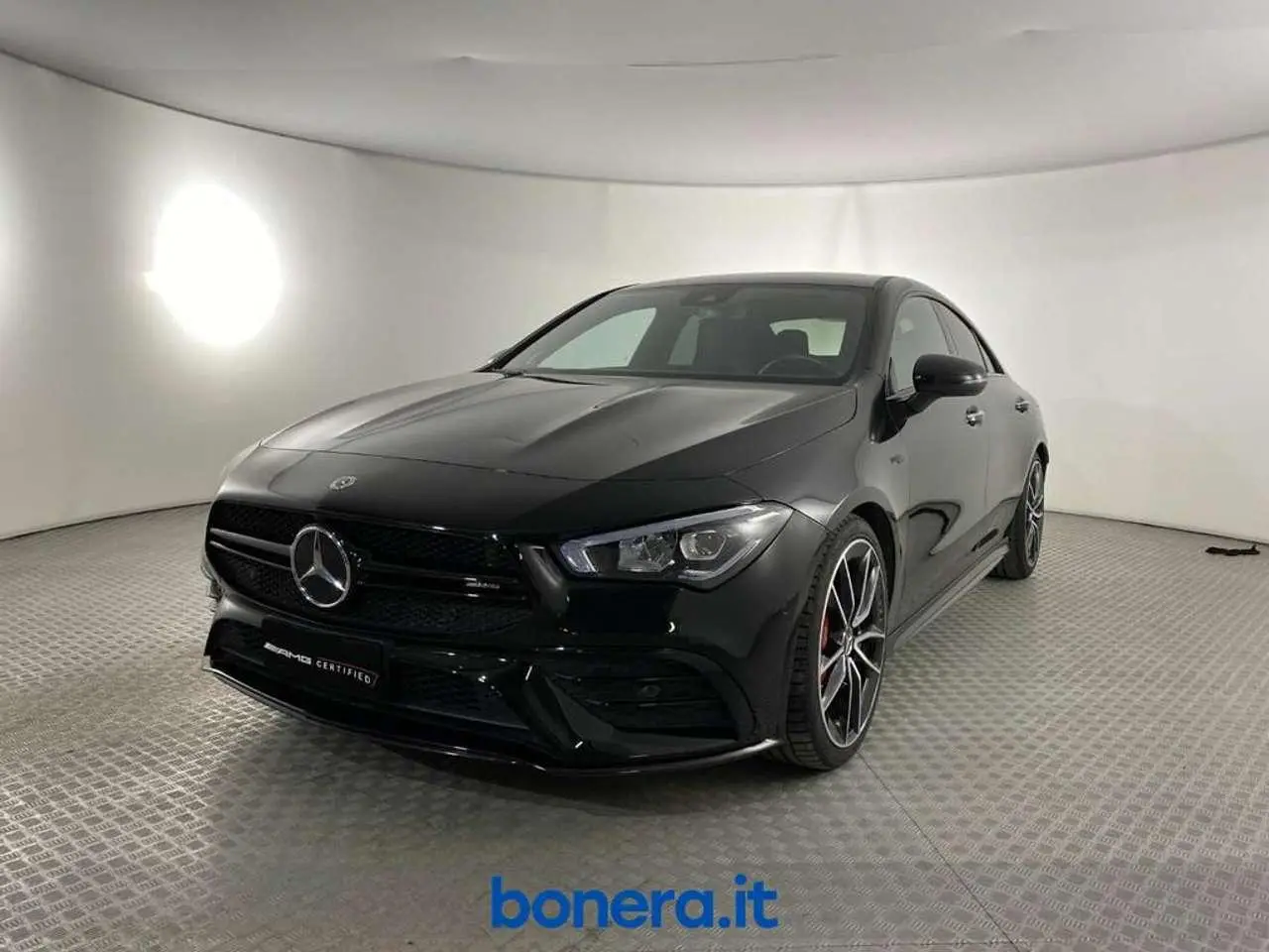 Photo 1 : Mercedes-benz Classe Cla 2023 Petrol