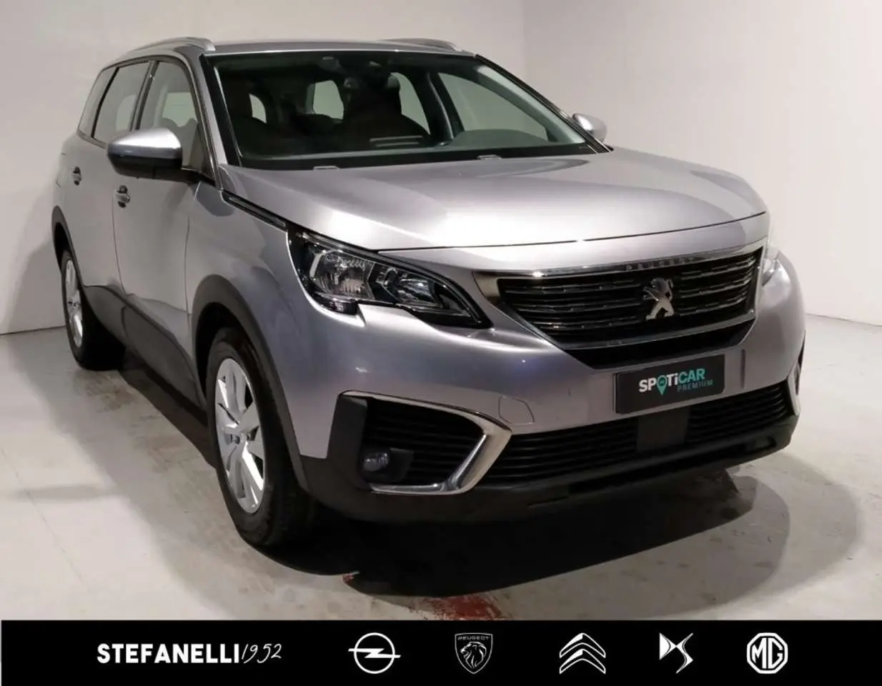 Photo 1 : Peugeot 5008 2019 Diesel