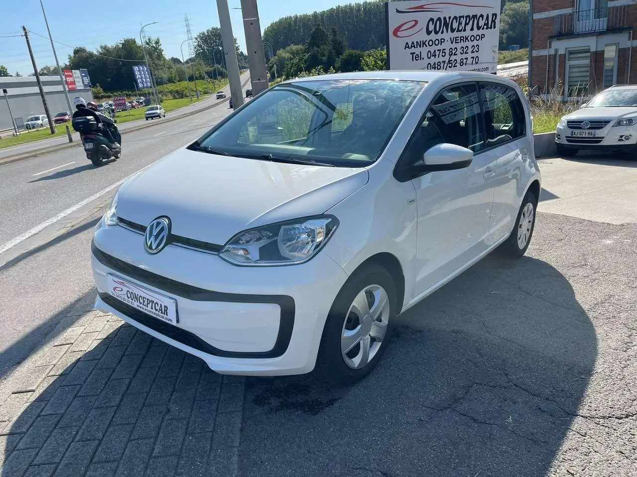 Photo 1 : Volkswagen Up! 2018 Petrol