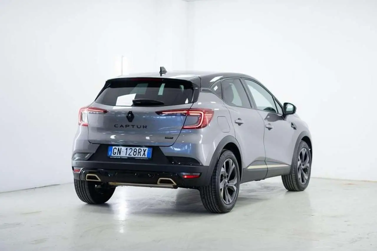 Photo 1 : Renault Captur 2023 Hybride