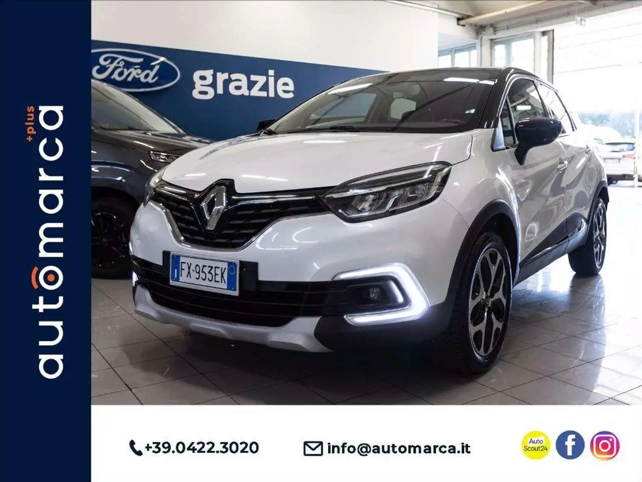 Photo 1 : Renault Captur 2019 Essence