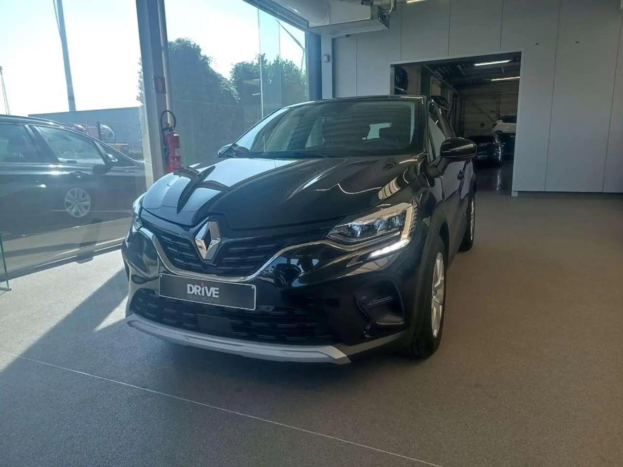 Photo 1 : Renault Captur 2021 Essence