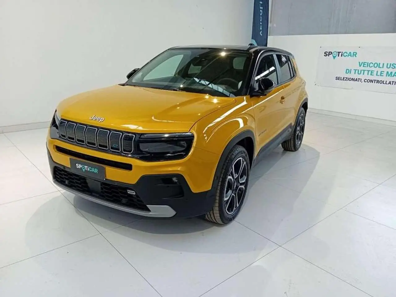 Photo 1 : Jeep Avenger 2023 Électrique