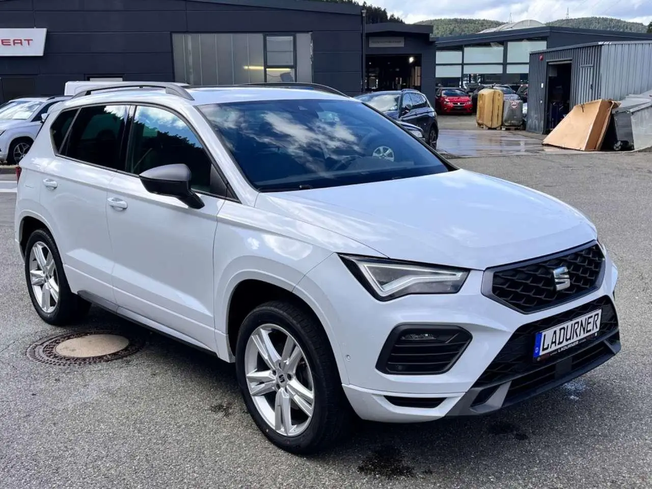 Photo 1 : Seat Ateca 2023 Essence