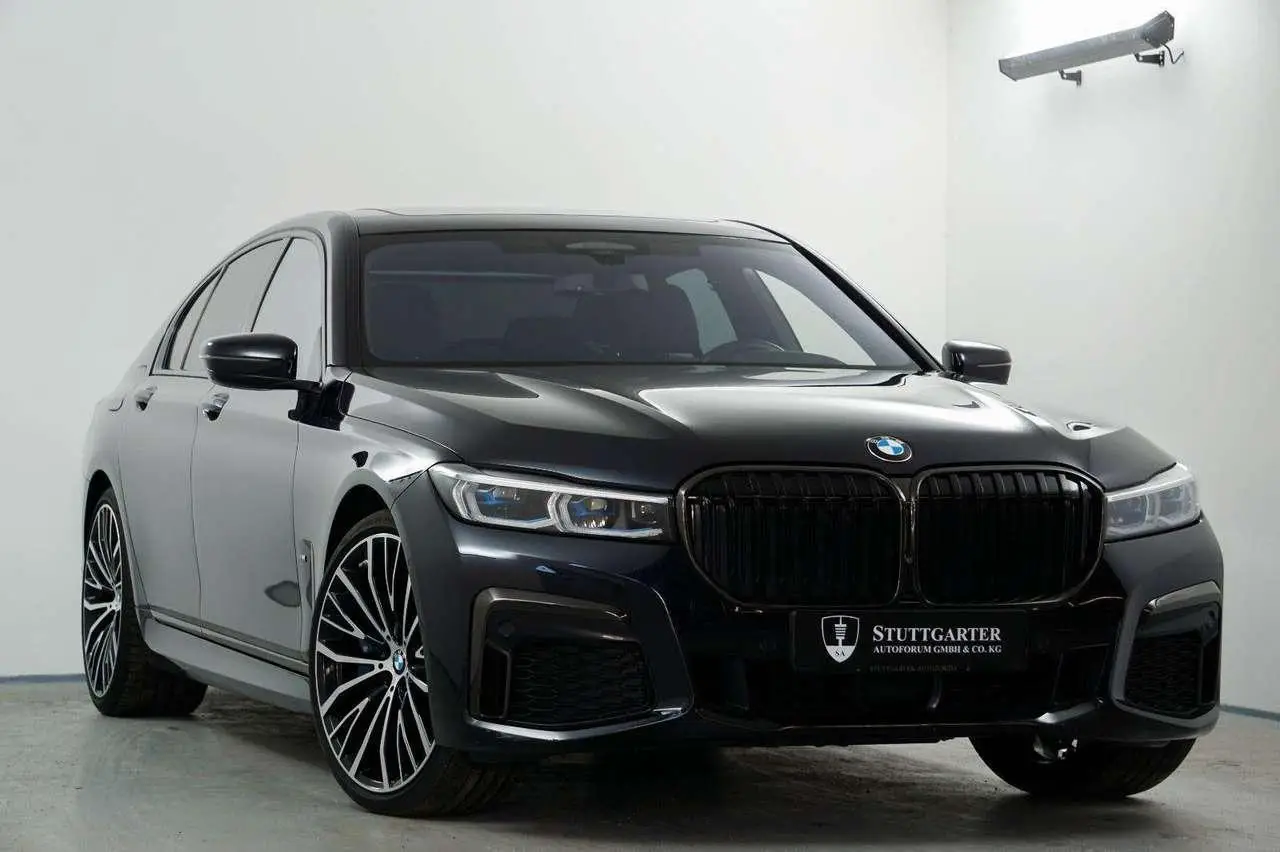 Photo 1 : Bmw Serie 7 2019 Diesel