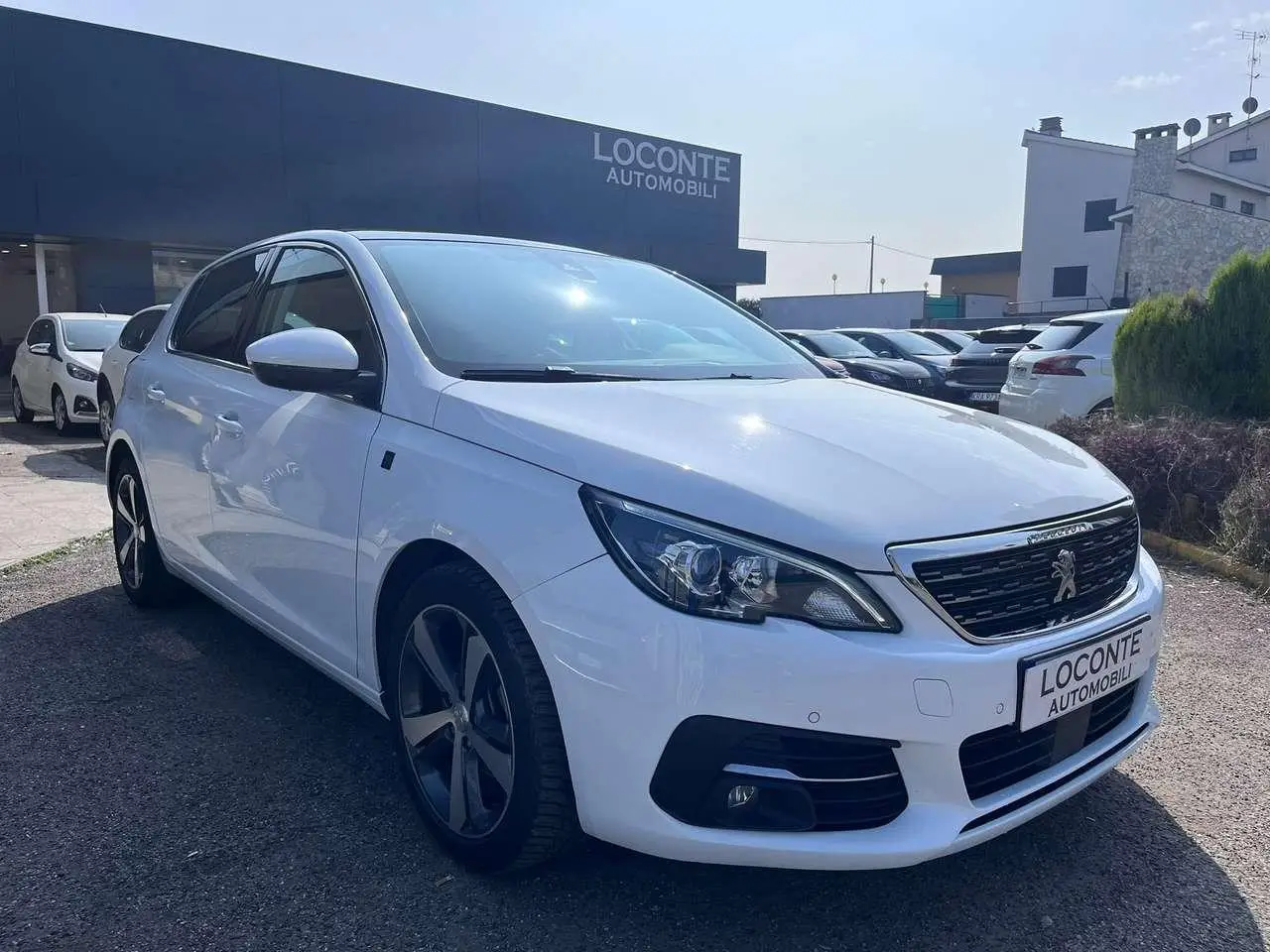 Photo 1 : Peugeot 308 2019 Petrol