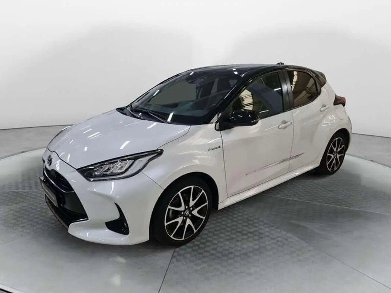 Photo 1 : Toyota Yaris 2020 Hybrid