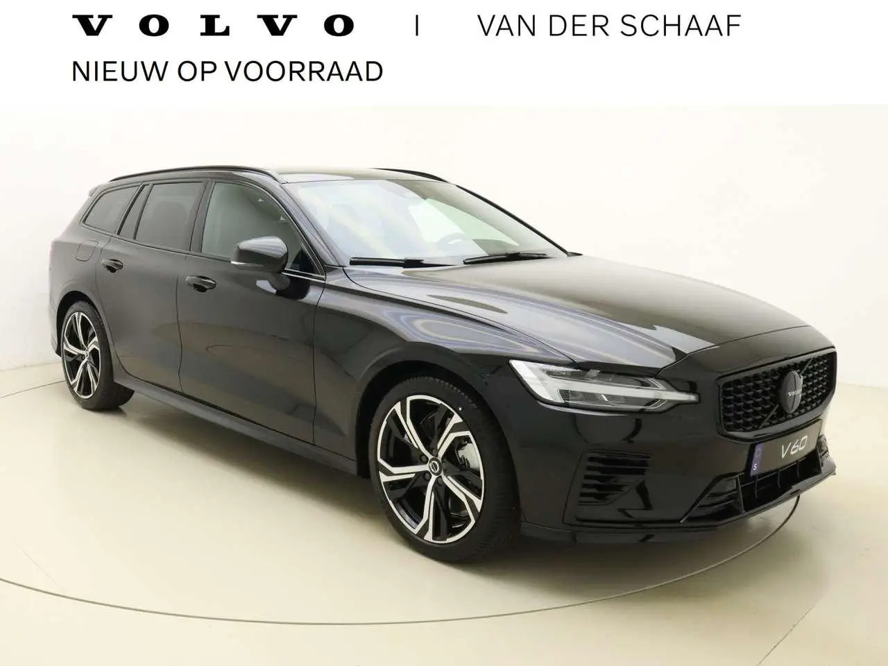 Photo 1 : Volvo V60 2024 Hybride