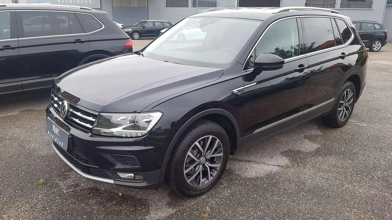 Photo 1 : Volkswagen Tiguan 2018 Diesel