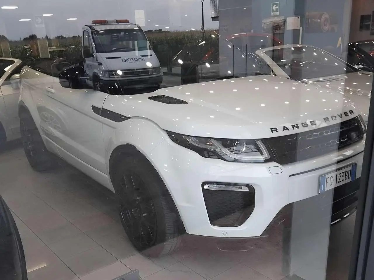 Photo 1 : Land Rover Range Rover Evoque 2016 Diesel