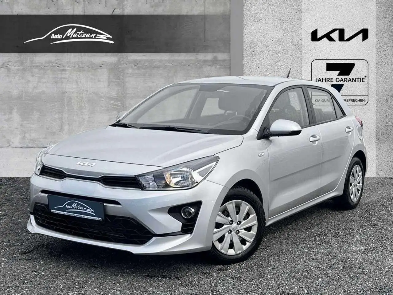 Photo 1 : Kia Rio 2023 Essence