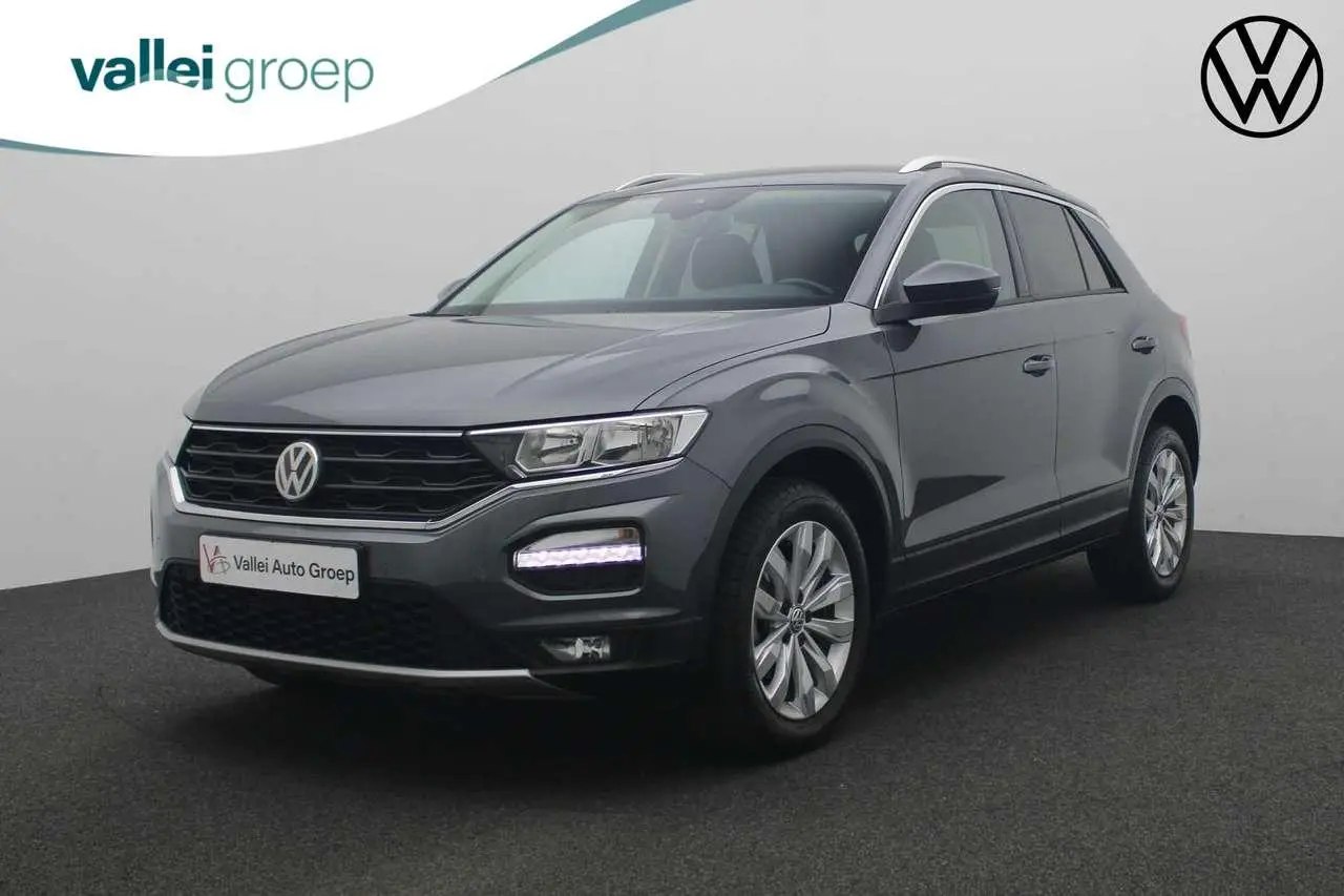 Photo 1 : Volkswagen T-roc 2020 Essence