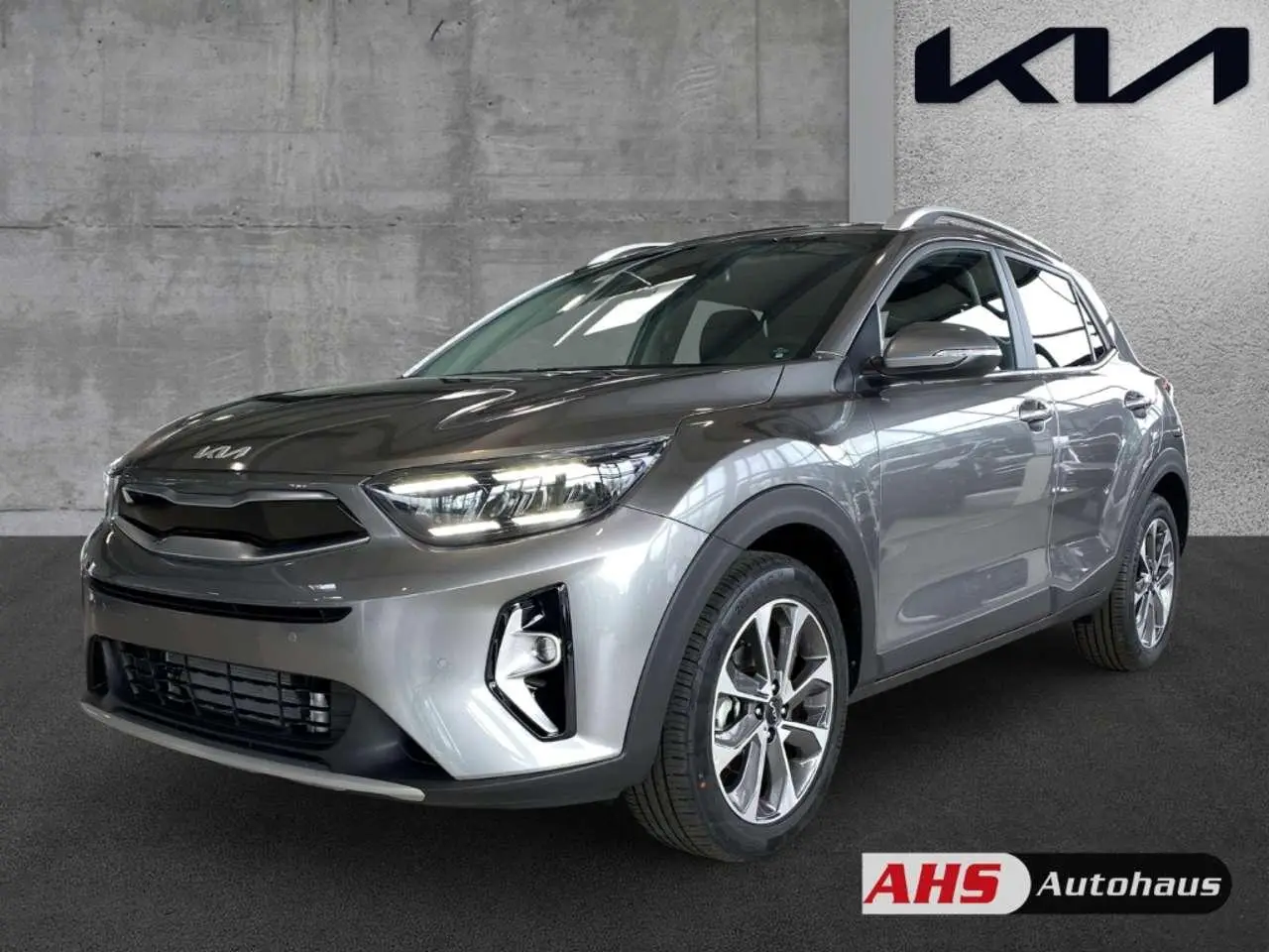 Photo 1 : Kia Stonic 2024 Petrol