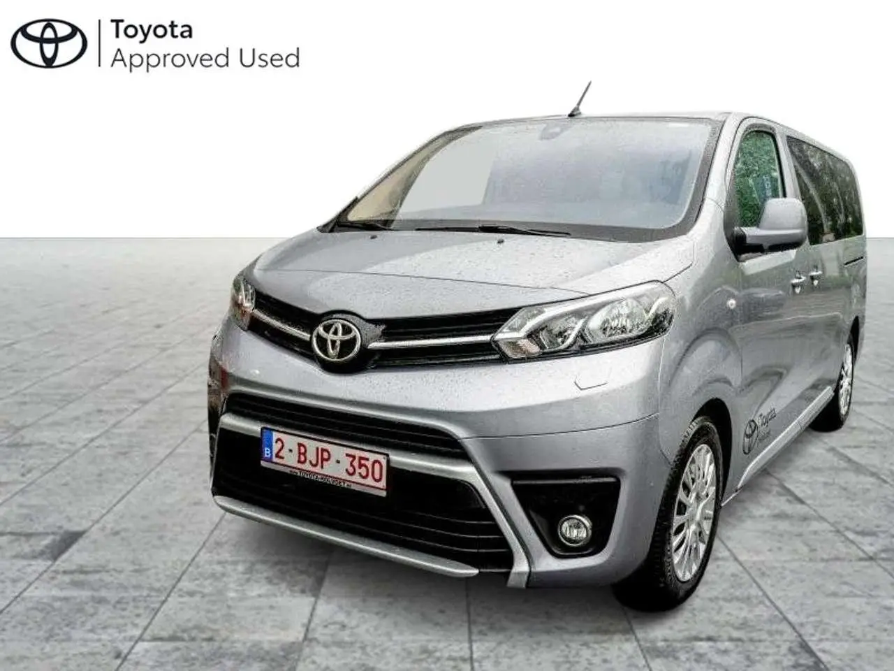 Photo 1 : Toyota Verso 2023 Diesel