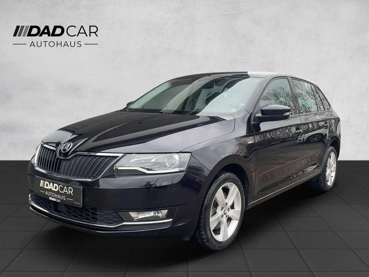 Photo 1 : Skoda Rapid 2018 Essence