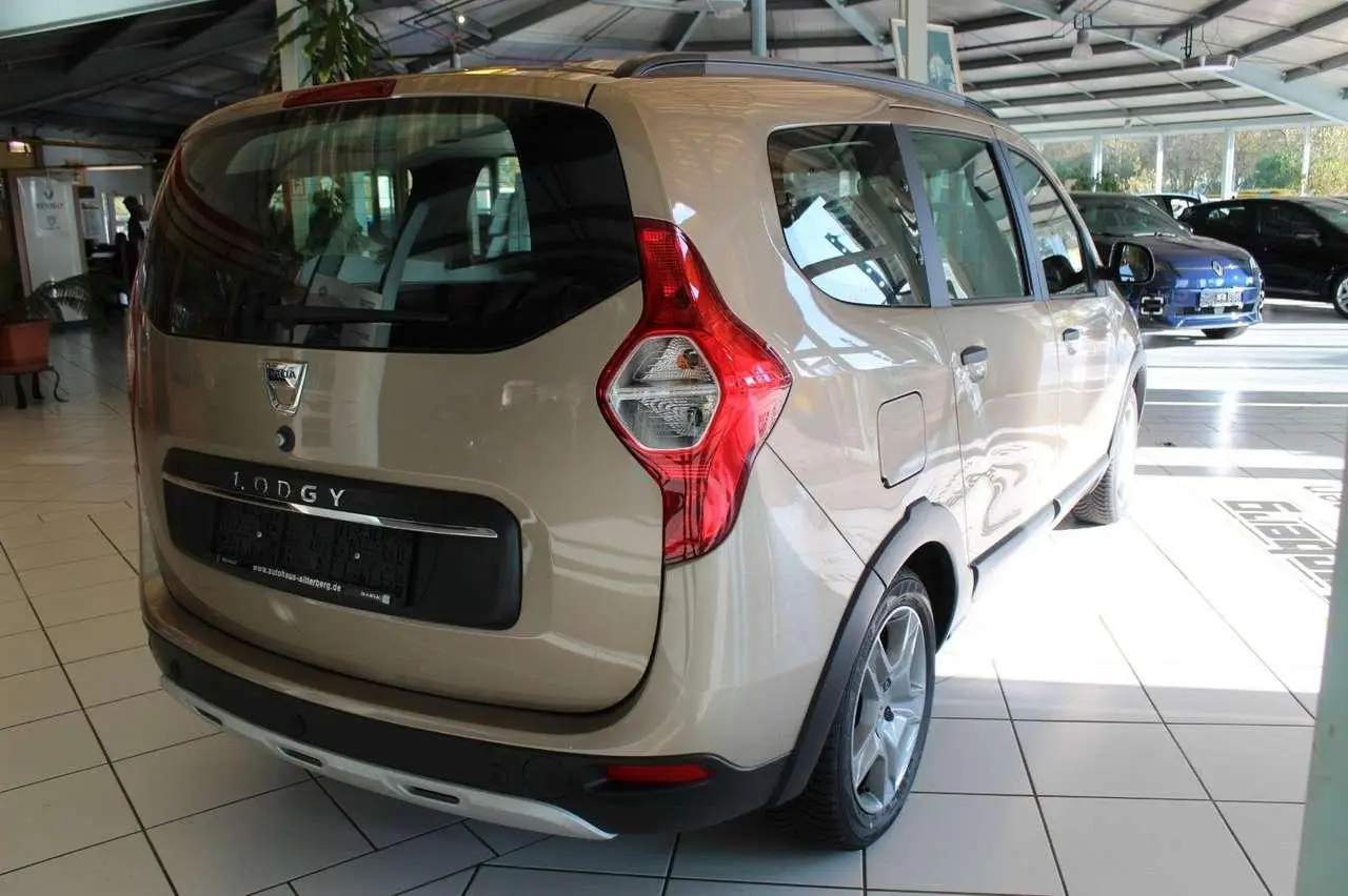 Photo 1 : Dacia Lodgy 2020 Petrol