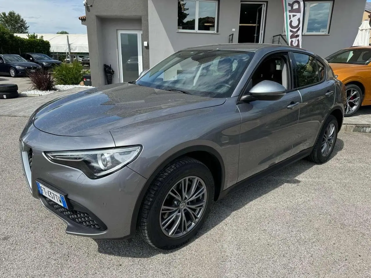 Photo 1 : Alfa Romeo Stelvio 2018 Diesel