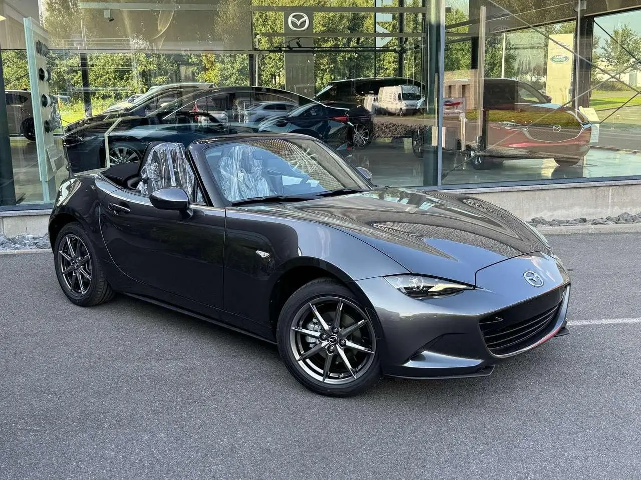 Photo 1 : Mazda Mx-5 2024 Essence