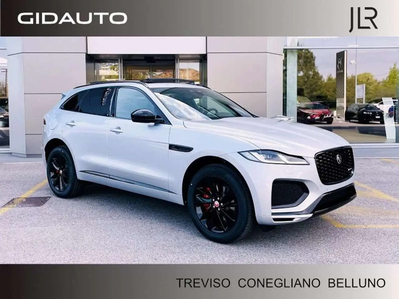 Photo 1 : Jaguar F-pace 2022 Petrol