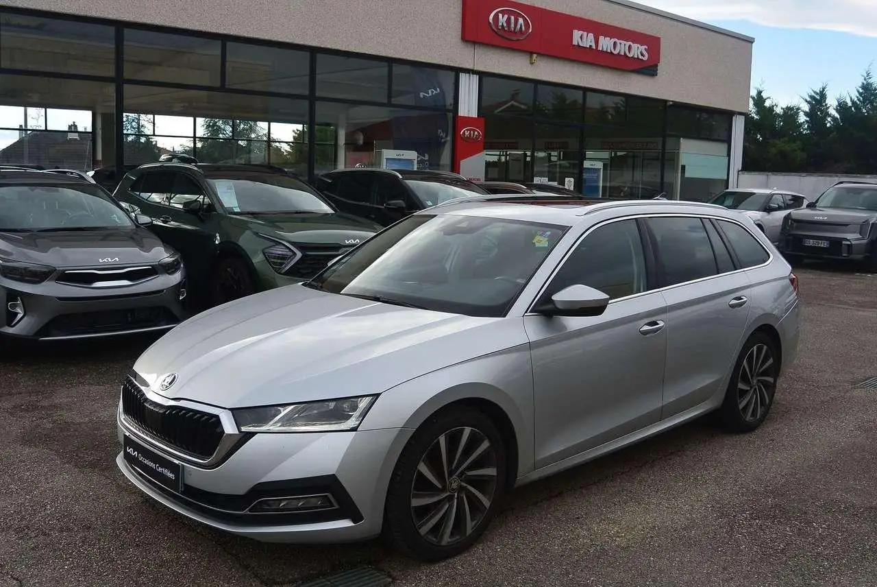 Photo 1 : Skoda Octavia 2020 Essence