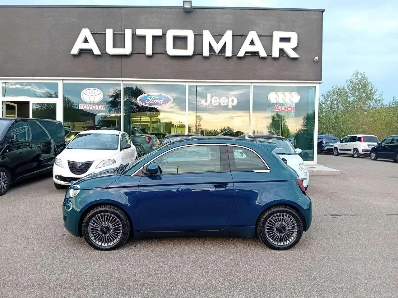 Photo 1 : Fiat 500 2020 Électrique