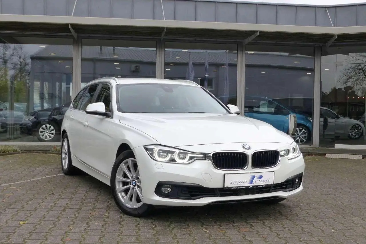 Photo 1 : Bmw Serie 3 2018 Diesel