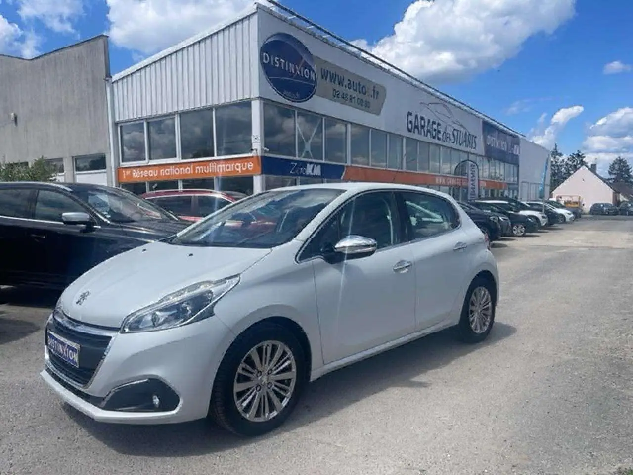 Photo 1 : Peugeot 208 2018 Petrol