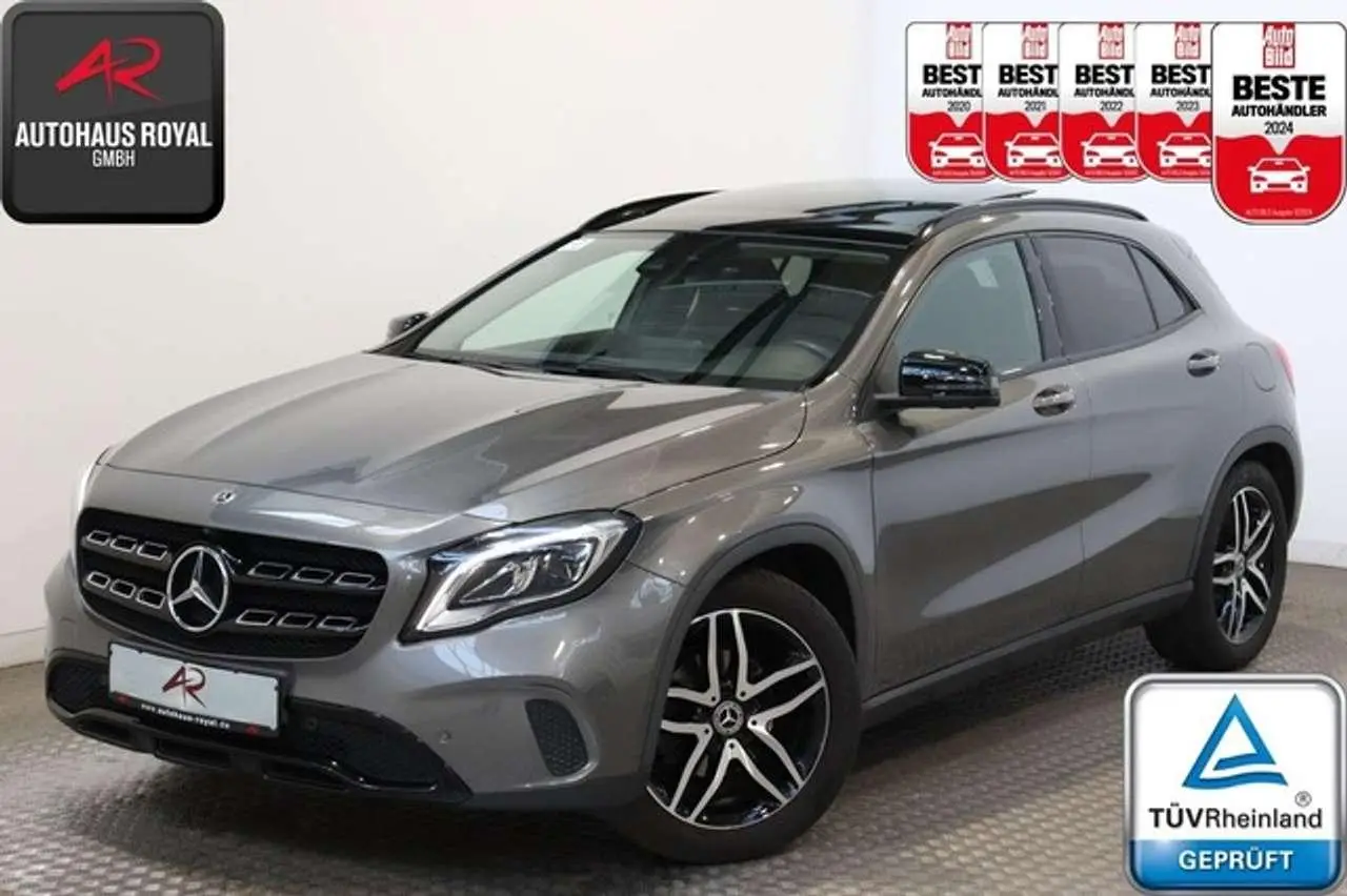 Photo 1 : Mercedes-benz Classe Gla 2018 Petrol