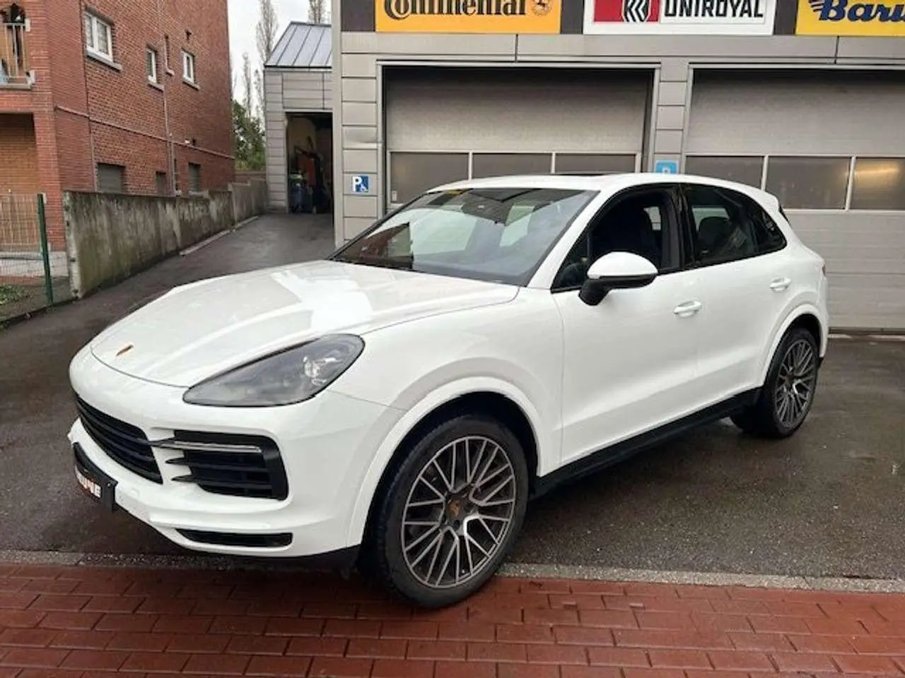 Photo 1 : Porsche Cayenne 2019 Essence