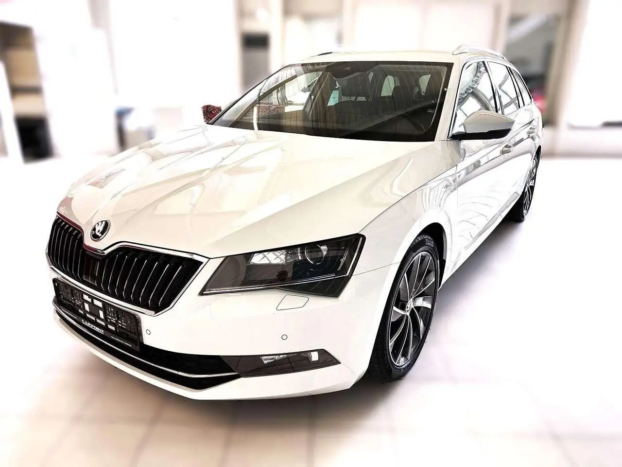 Photo 1 : Skoda Superb 2017 Essence