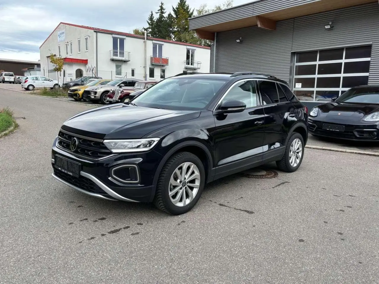 Photo 1 : Volkswagen T-roc 2023 Petrol