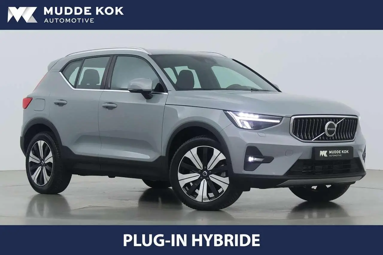 Photo 1 : Volvo Xc40 2023 Hybride