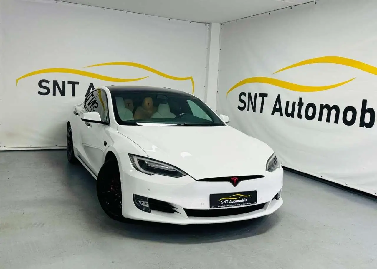 Photo 1 : Tesla Model S 2018 Électrique