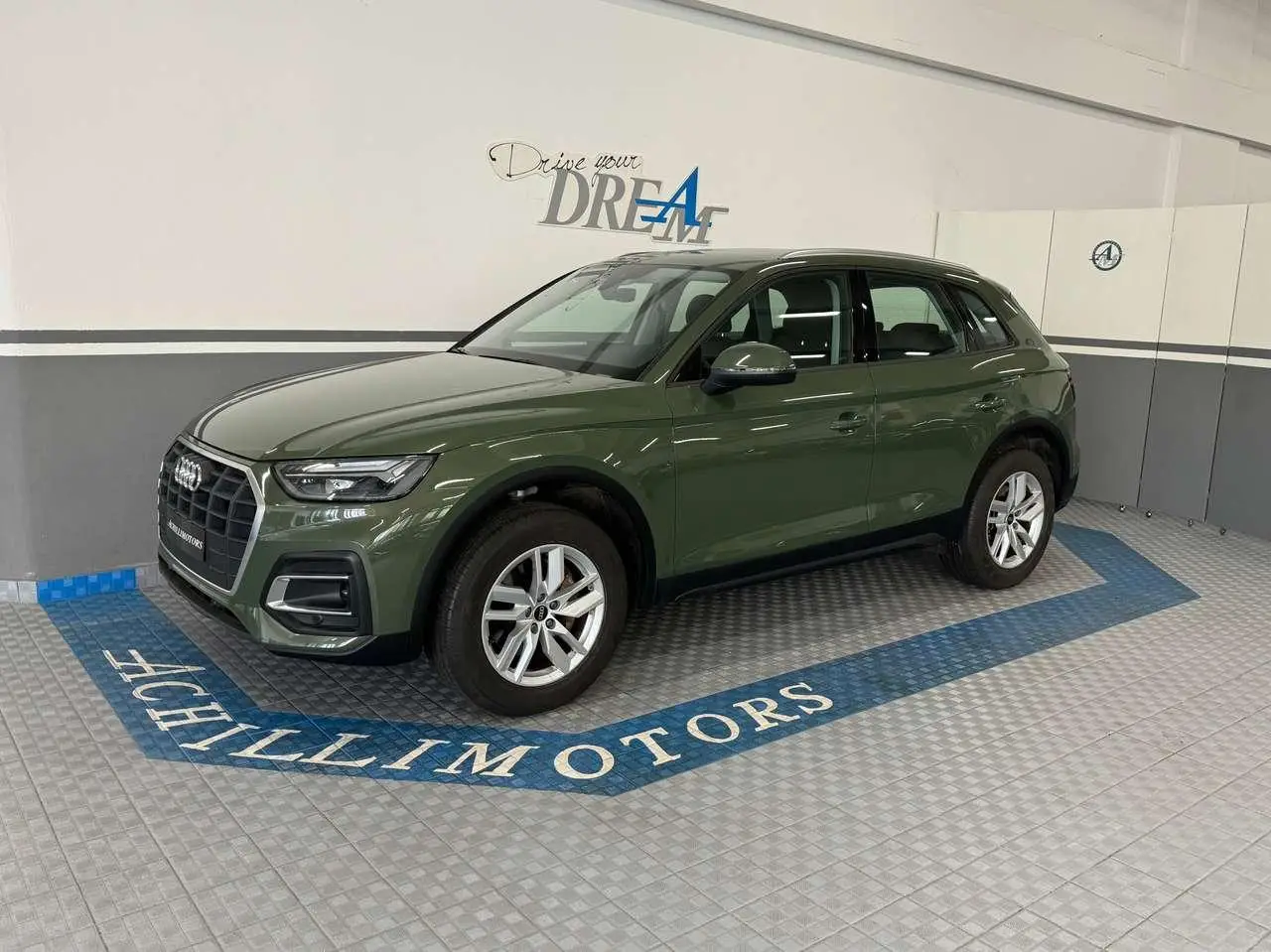 Photo 1 : Audi Q5 2021 Hybride