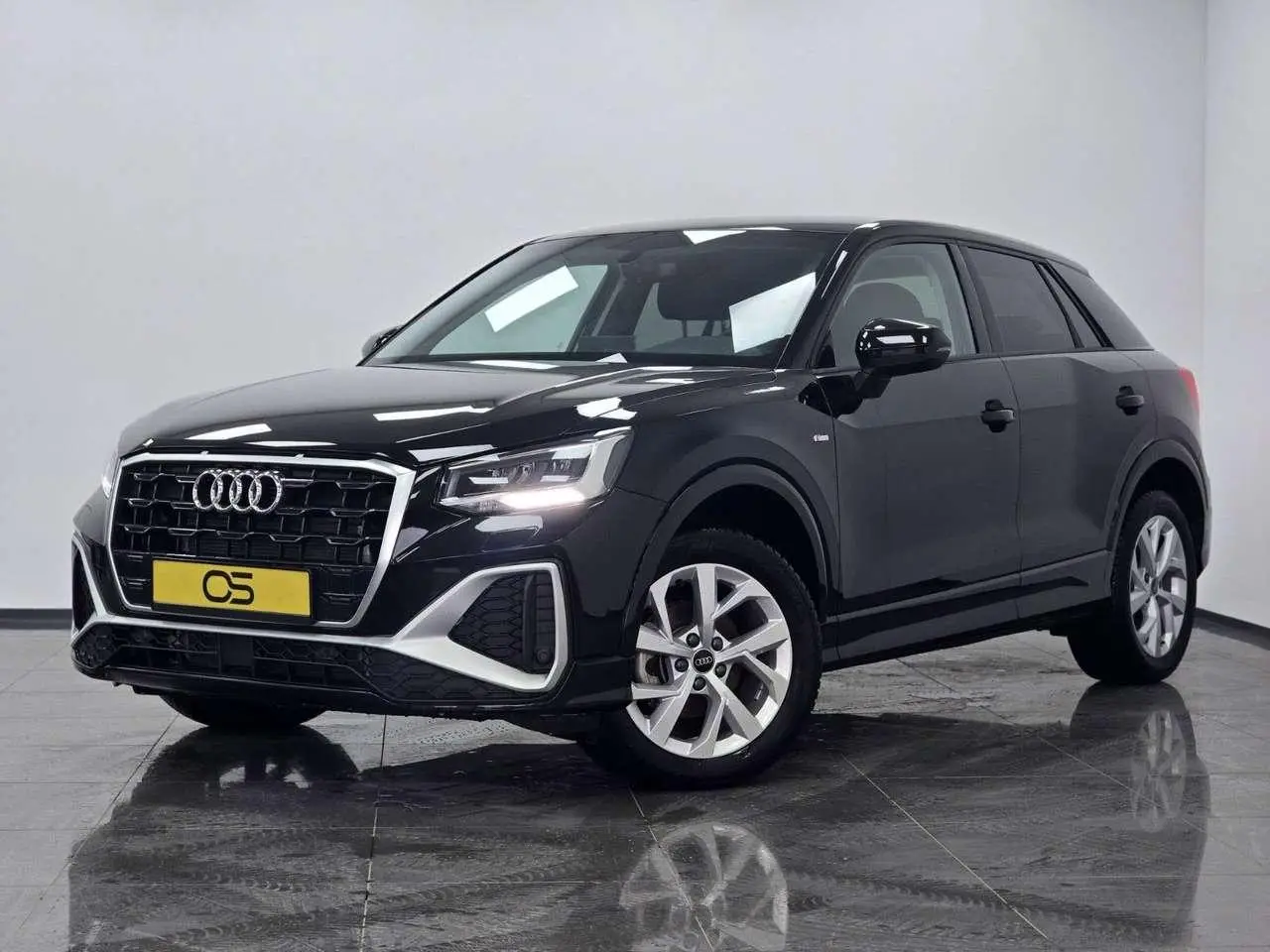 Photo 1 : Audi Q2 2023 Petrol