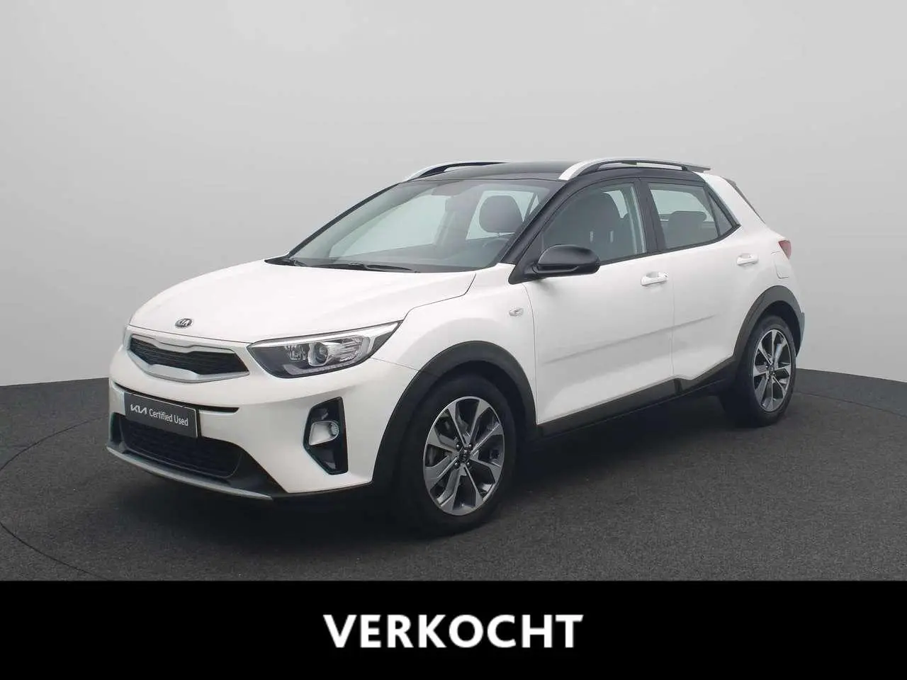 Photo 1 : Kia Stonic 2019 Petrol