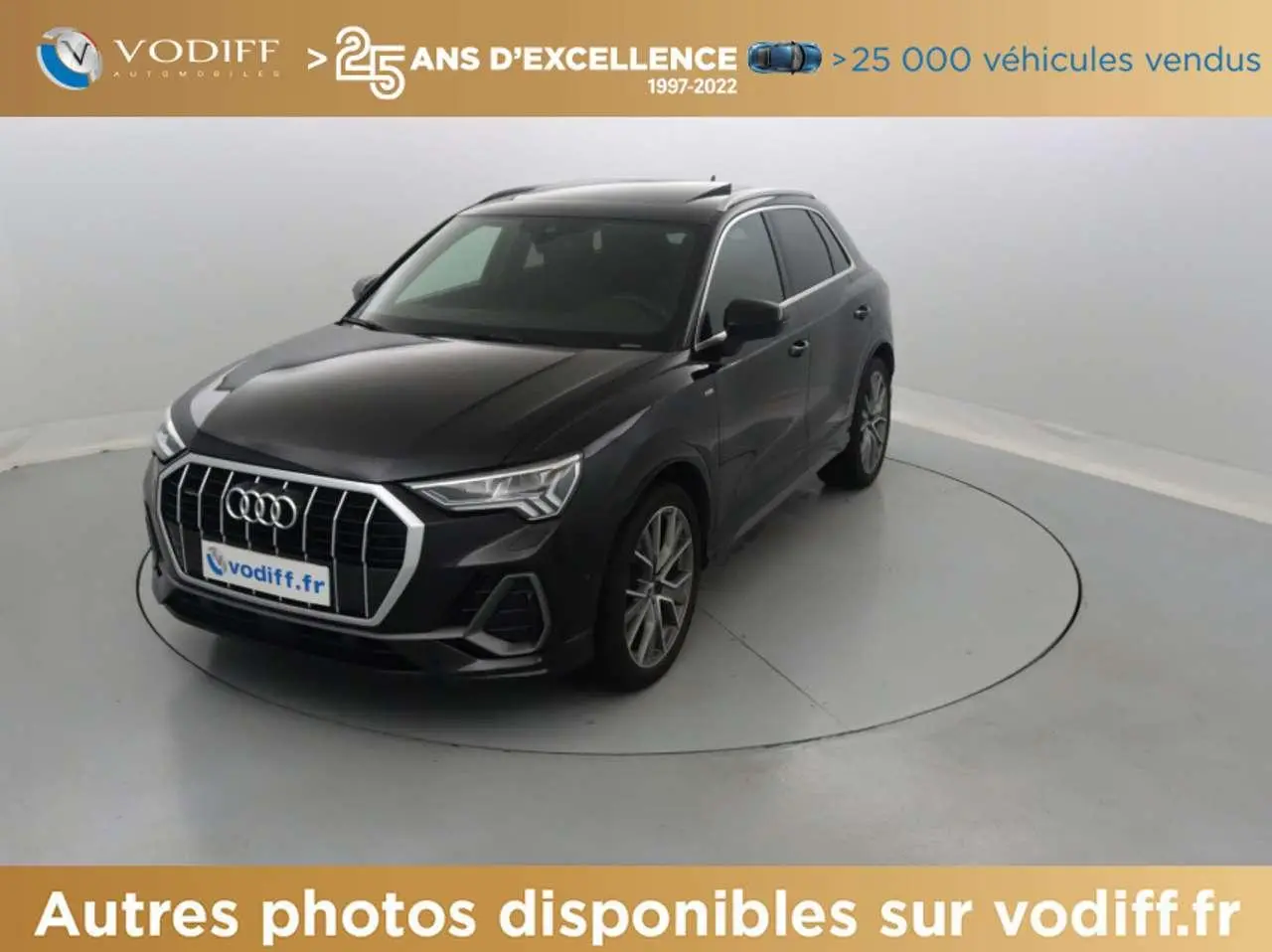 Photo 1 : Audi Q3 2019 Essence