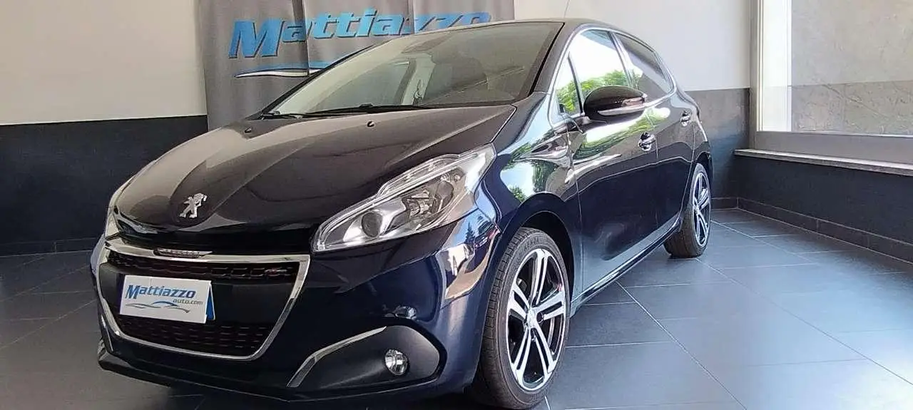 Photo 1 : Peugeot 208 2016 Diesel