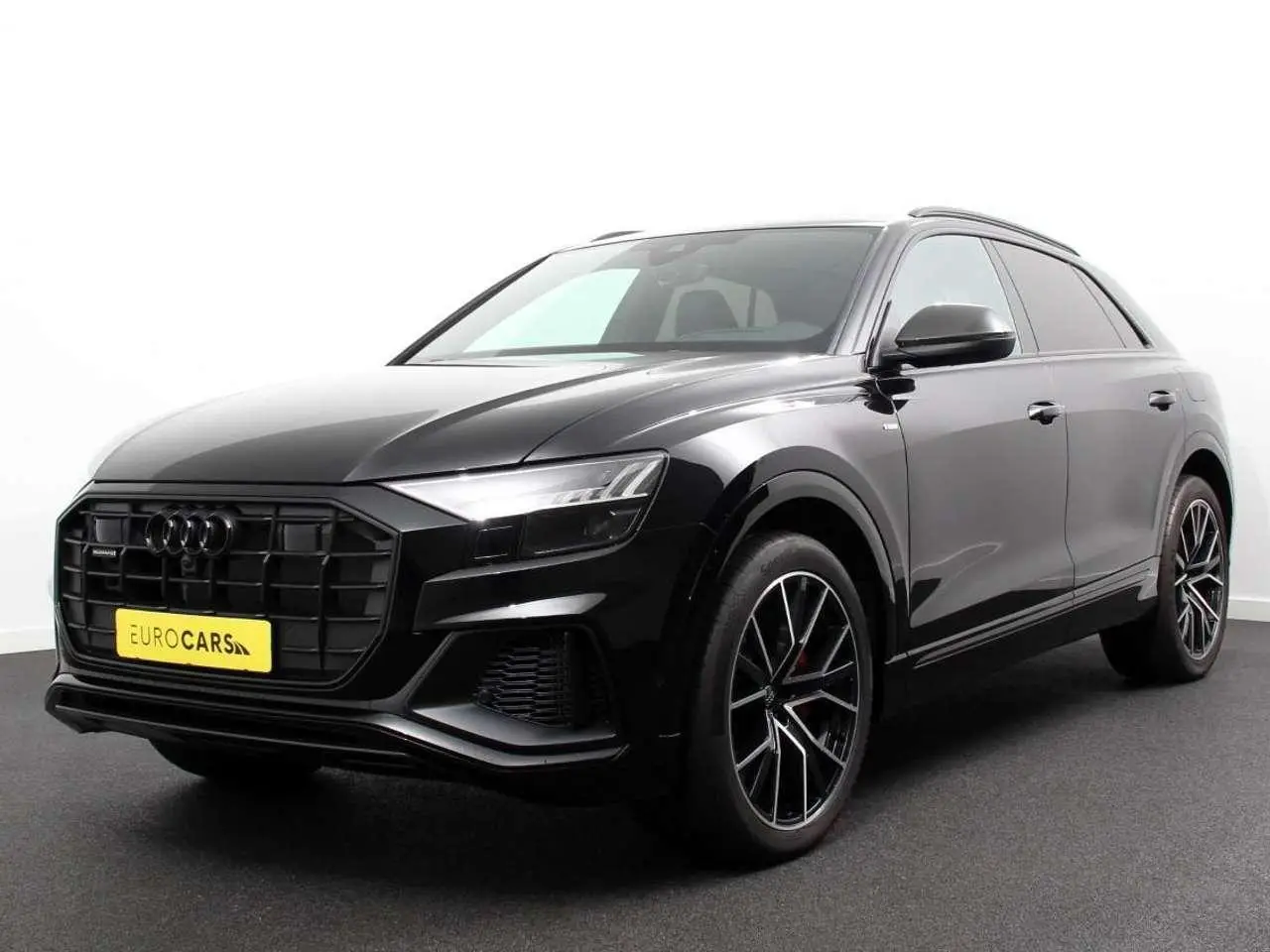 Photo 1 : Audi Q8 2024 Hybride