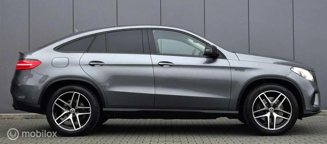 Photo 1 : Mercedes-benz Classe Gle 2017 Petrol