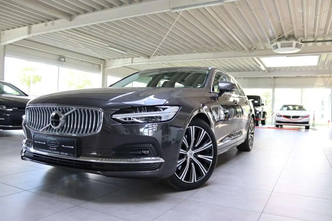 Photo 1 : Volvo V90 2022 Diesel