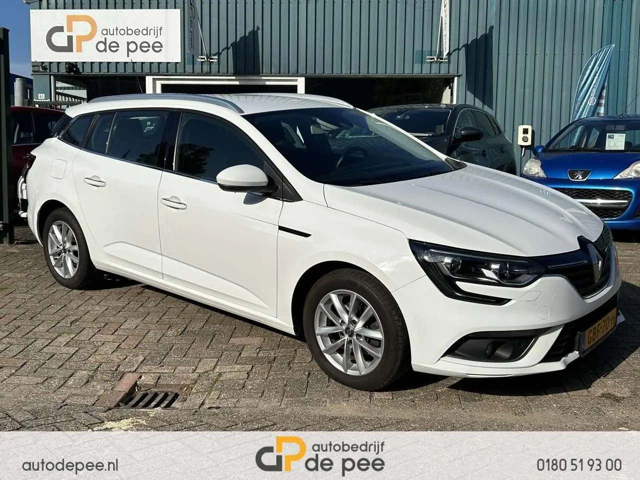 Photo 1 : Renault Megane 2019 Petrol