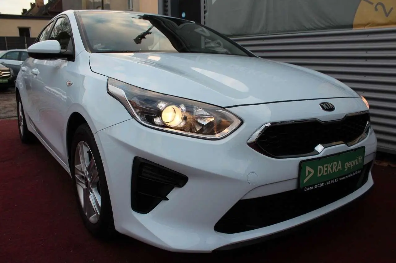 Photo 1 : Kia Ceed 2021 Petrol