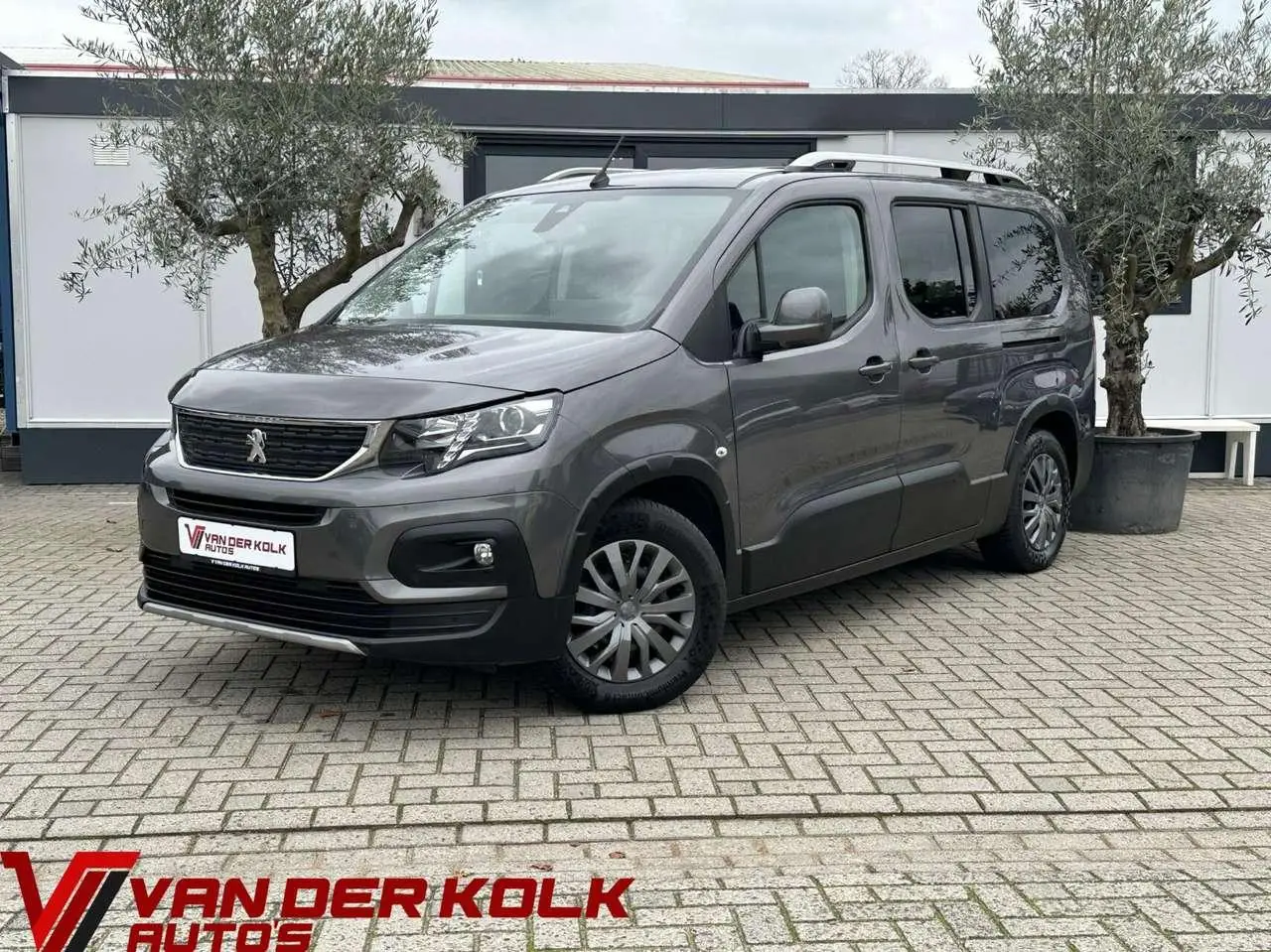 Photo 1 : Peugeot Rifter 2019 Essence