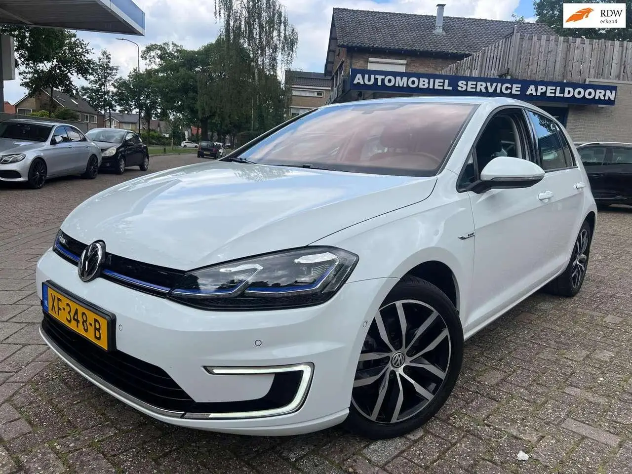 Photo 1 : Volkswagen Golf 2018 Electric