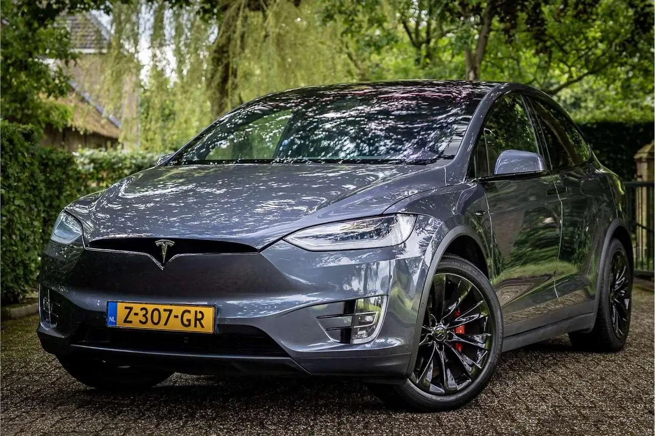 Photo 1 : Tesla Model X 2019 Électrique