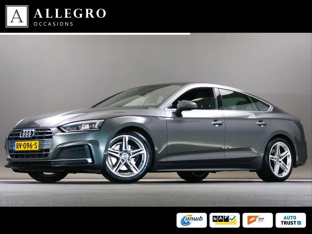 Photo 1 : Audi A5 2018 Essence