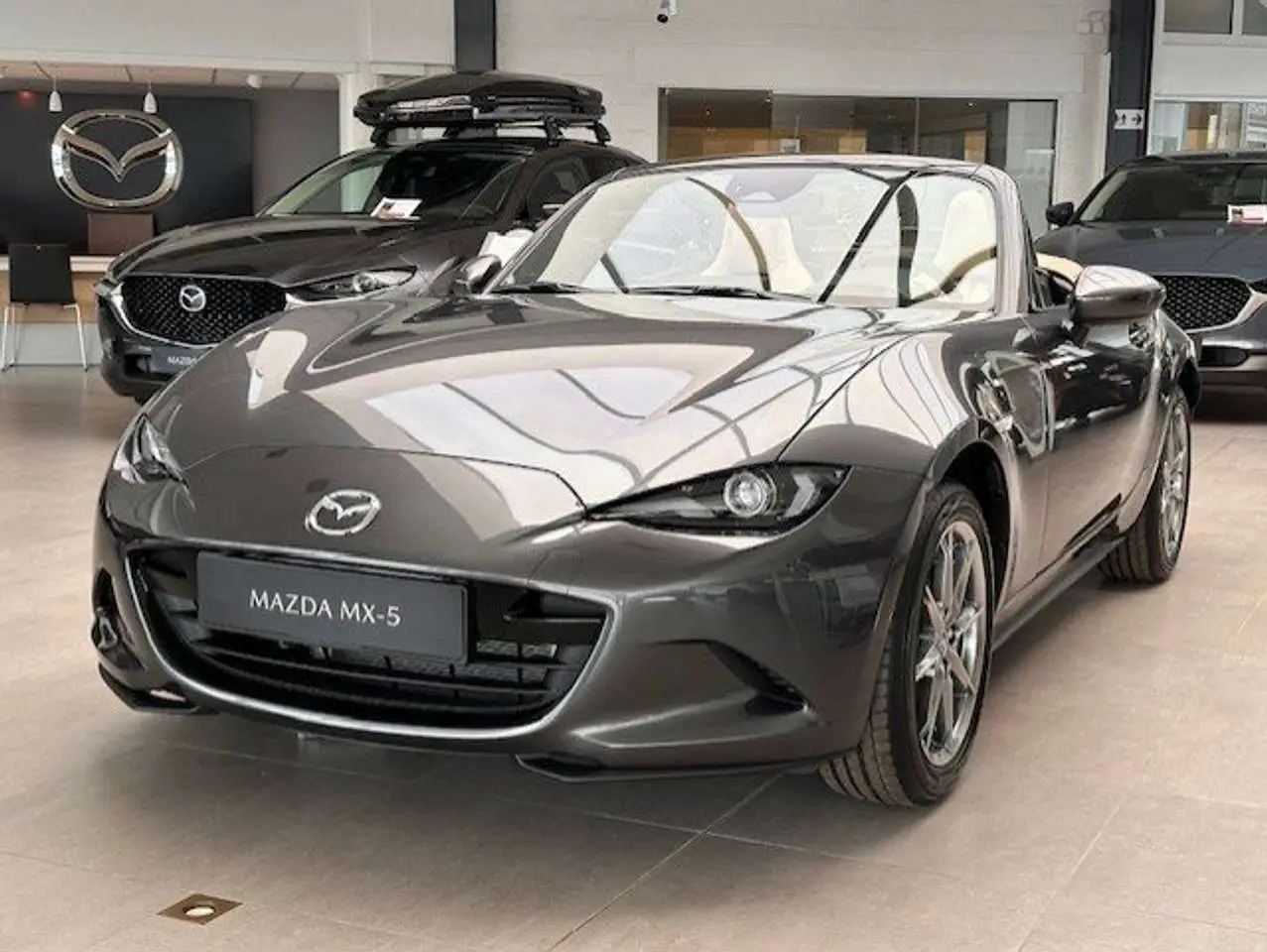 Photo 1 : Mazda Mx-5 2024 Essence