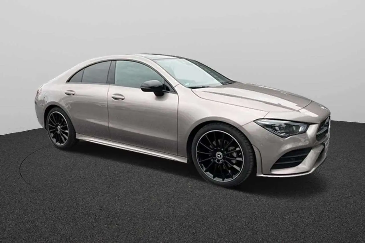 Photo 1 : Mercedes-benz Classe Cla 2022 Essence