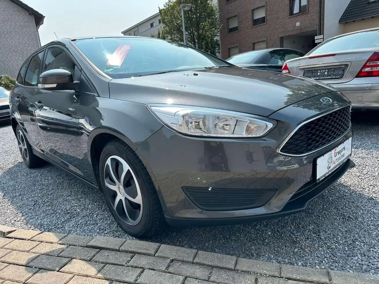 Photo 1 : Ford Focus 2015 Petrol